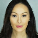 Marina Benipayo als Raf's Aunt