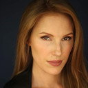 Shelly Das als Karina Robach