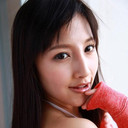 Laura Aoyama als 