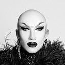 Sasha Velour als Miss Xandra