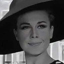 Δέσποινα Νικολαΐδου als Mairi Papanelopoulou