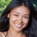 Brenda Lowe als Surfer