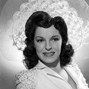 Joan Merrill als Adele Wynn