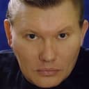 Дмитрий Персин als Warrant Officer in Detox Station