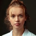 Viktoriya Runtsova als Nevesta