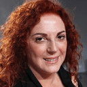 Derya Alabora als Hale