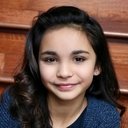 Jenna Qureshi als Zainab