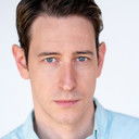 Davis Lee DeRock Jr. als Max