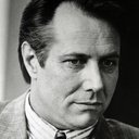 J. T. Walsh als Beckett's Senior Officer