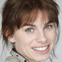 Anne Le Guernec als La mère jeune