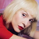 Tamta als Self