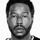 Dustin Prestige als Security Guard