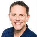 Chris Jarvis als Dame Trott