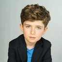 Charlie Zeltzer als Isaac Blumenthal