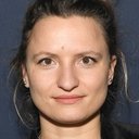 Léa Mysius als Claudia (jeune)