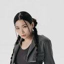 Hyeily als Self