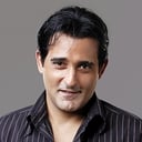 Akshaye Khanna als Aman Mehra