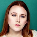 Danielle Evon Ploeger als Emily