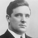 Edward McNamara als Sergeant Brophy