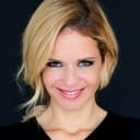 Madalena Brandão als Letícia «Leti» Barbosa