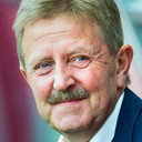 Staffan Lindeborg als Self (archive sound)