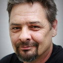 Barry Te Hira als Te Kai Po Lead Warrior