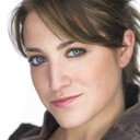 Liza Miller als Hostess