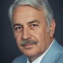 Cemal Arsunel als Fuat