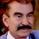 John Mastrangelo als Bartender