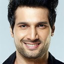Aham Sharma als Karna