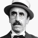 Jesús Guzmán als Pardue the Hotel Owner (uncredited)