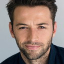 Ido Drent als Jon Farris