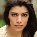 Shadi Hedayati als Ceylan Ataman
