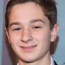 Jake Siciliano als Elmer Gravlaki