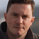 Jason Lane Cutler als Officer