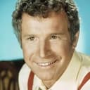 Wayne Rogers als Soldier in Bar