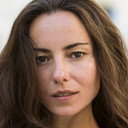 Caterina Misasi als Fiamma Brera