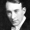 Raymond Russell als King Krewl