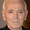 Charles Aznavour als Sigismund Markus