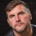 George Montague als Winnie the Pooh