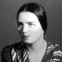 Нина Русинова als Melaniya