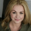 Libby West als Masseuse