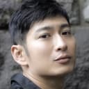 Satoshi Matsuda als Ren Akiyama / Kamen Rider Knight