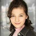 Miya Shelton-Contreras als Peter's Little Sister