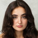 Emma Espada als Charlotte