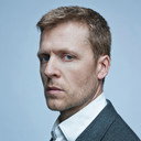 Devon Avery als Poker Playing Prisoner (uncredited)
