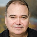 Benoit Reid als Curé