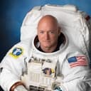 Scott Kelly als Himself