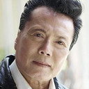 Ric Young als Bruce's Father