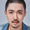 Kim Dong-Kyu als Secretary Jo